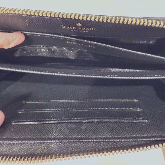 kate spade new york Large Black Cutout Wristlet Wallet NWOT - Picture 5 of 6